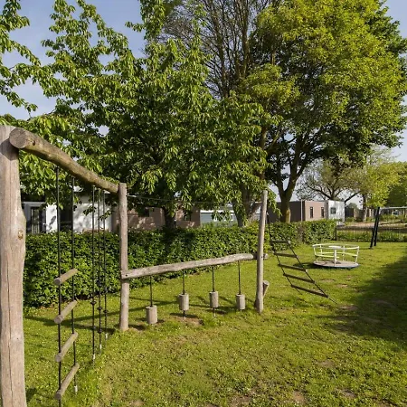 44 | 6 Persoons In * Zennewijnen